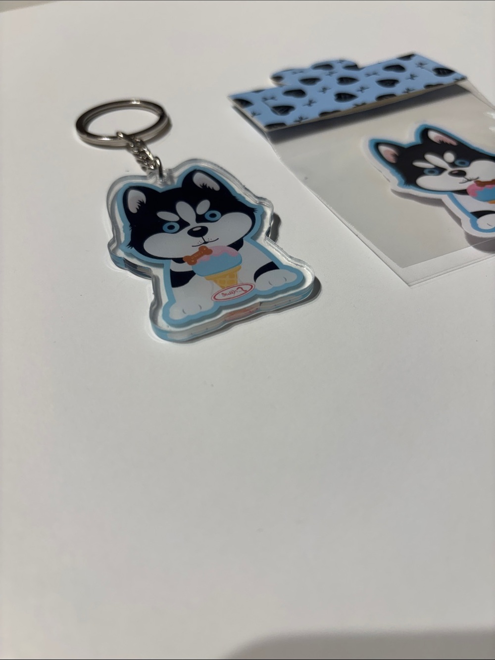 Husky Keychain & Sticker Set - Picture 4 of 8